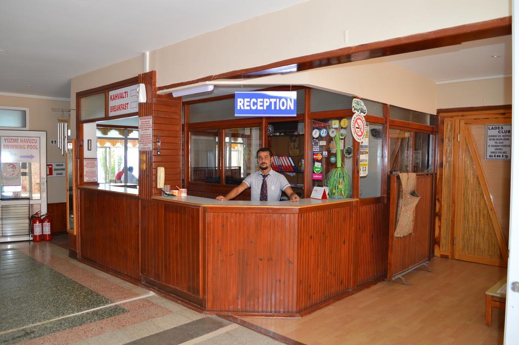 Lades Hotel Silifke Buitenkant foto