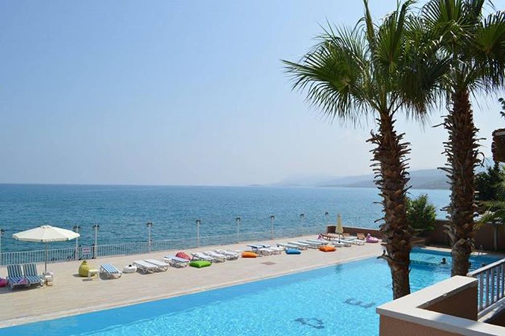 Lades Hotel Silifke Buitenkant foto