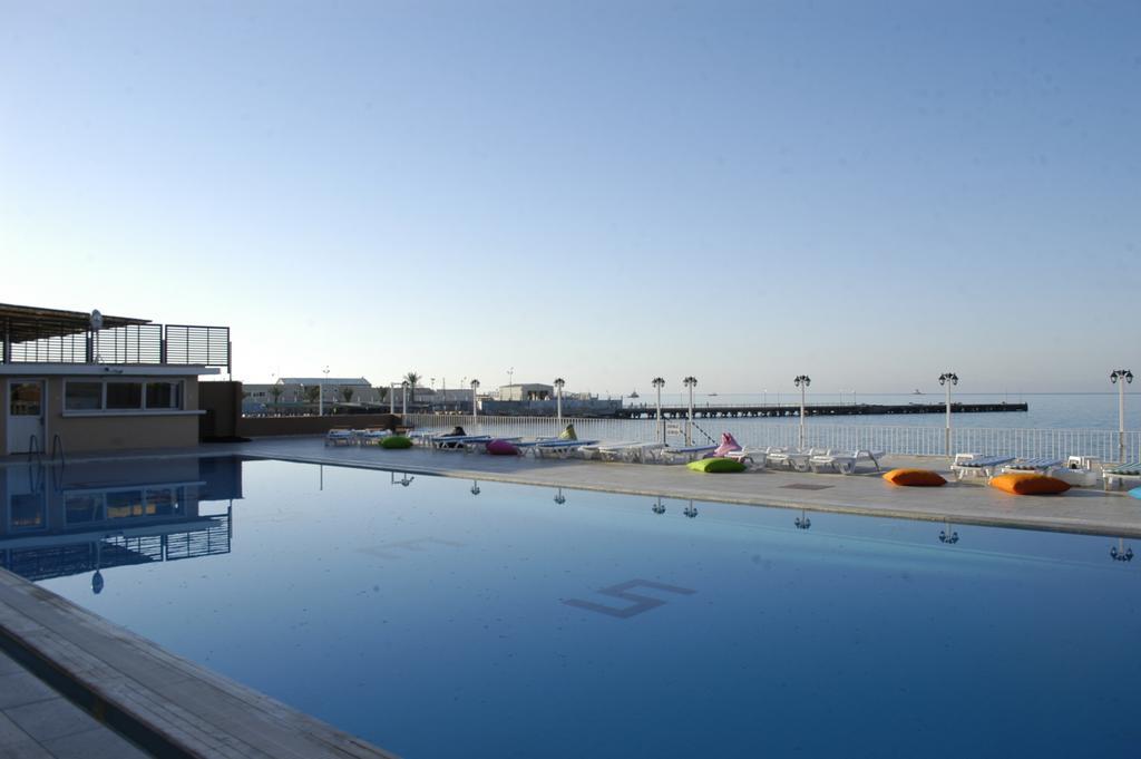 Lades Hotel Silifke Buitenkant foto
