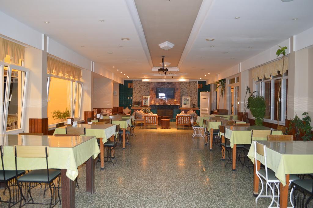 Lades Hotel Silifke Buitenkant foto